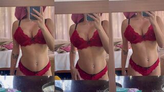 Julia Lopes flaunts her massive boobs & onlyFans can't resist her lustful desires