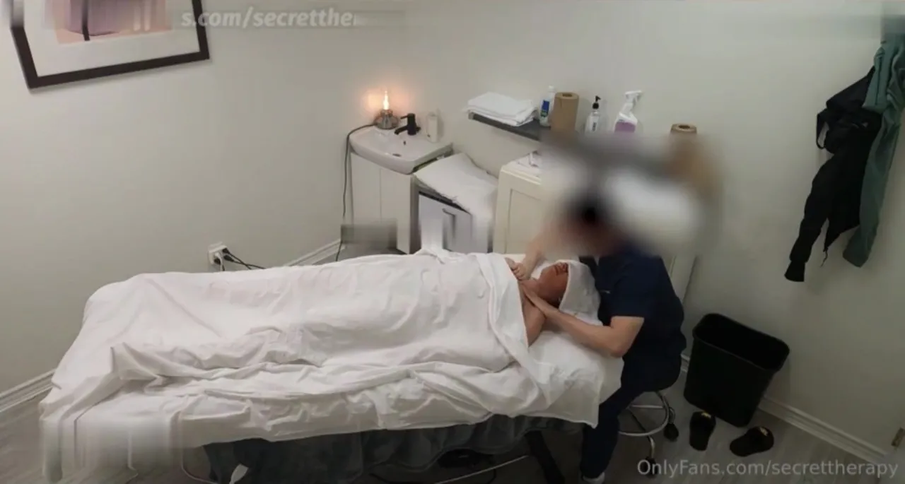 Leaked OnlyFans Kendals Secret Therapy Massage with OnlyFans