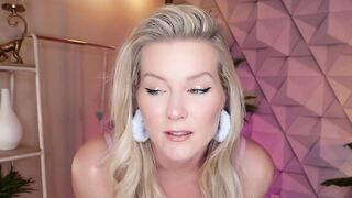 Kat Wonders gets her hot pussy leaked on a daily basis!