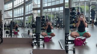 Kirstentoosweet's gym workout is hot and steamy with a leaky surprise!